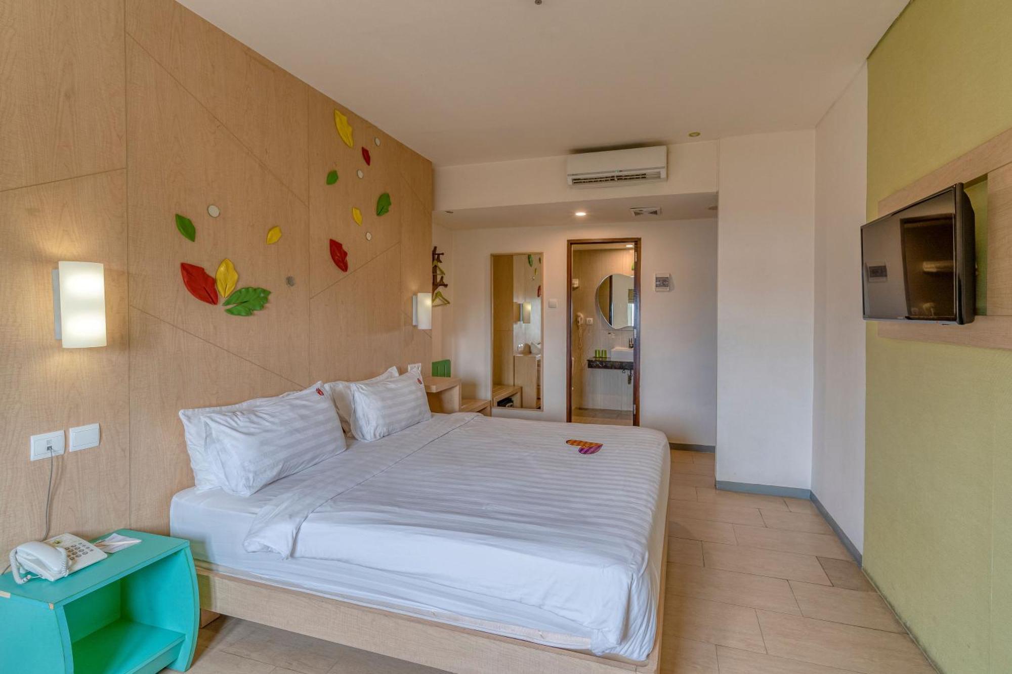 Ascent Hotel & Cafe Μαλάνγκ Εξωτερικό φωτογραφία